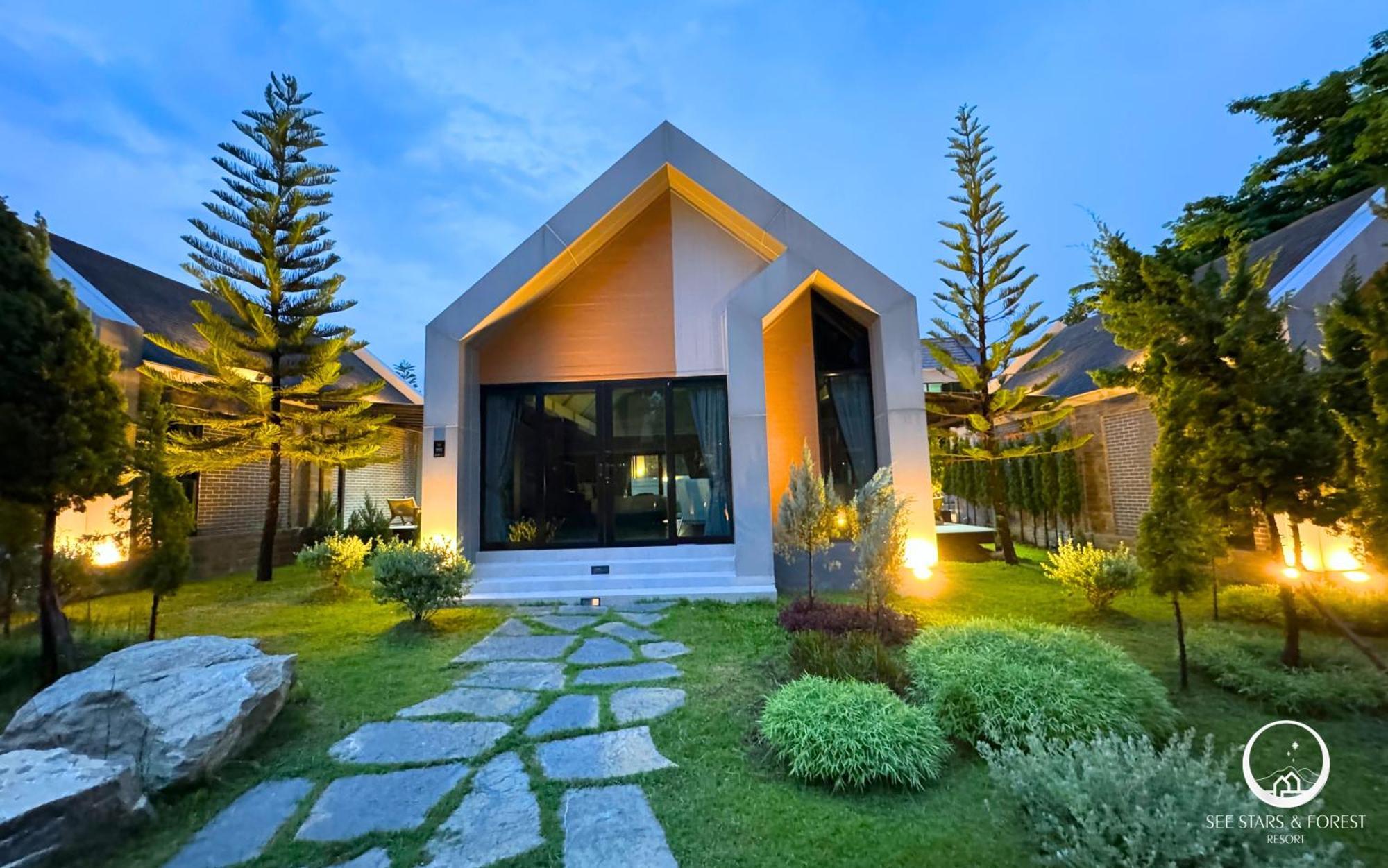 See Stars & Forest Resort Amphoe Sawang Daen Din 外观 照片