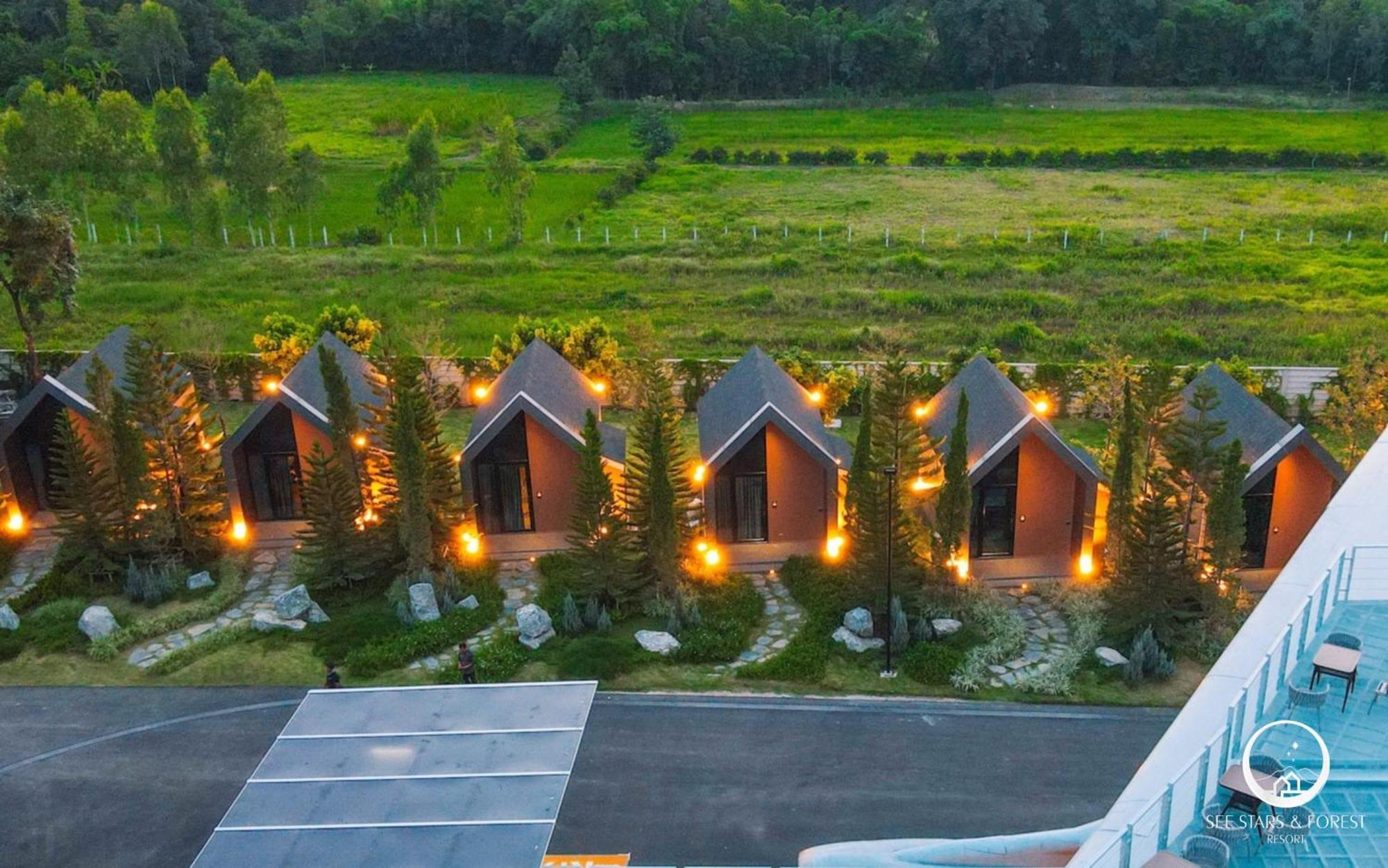 See Stars & Forest Resort Amphoe Sawang Daen Din 外观 照片